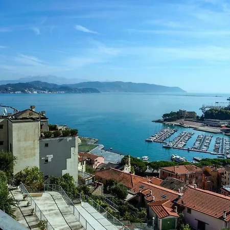 Luxury Terrace 5 Terre Διαμέρισμα *